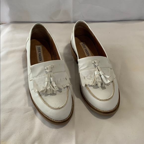 Steve Madden Meela White Tassel Loafers - Picture 2 of 13